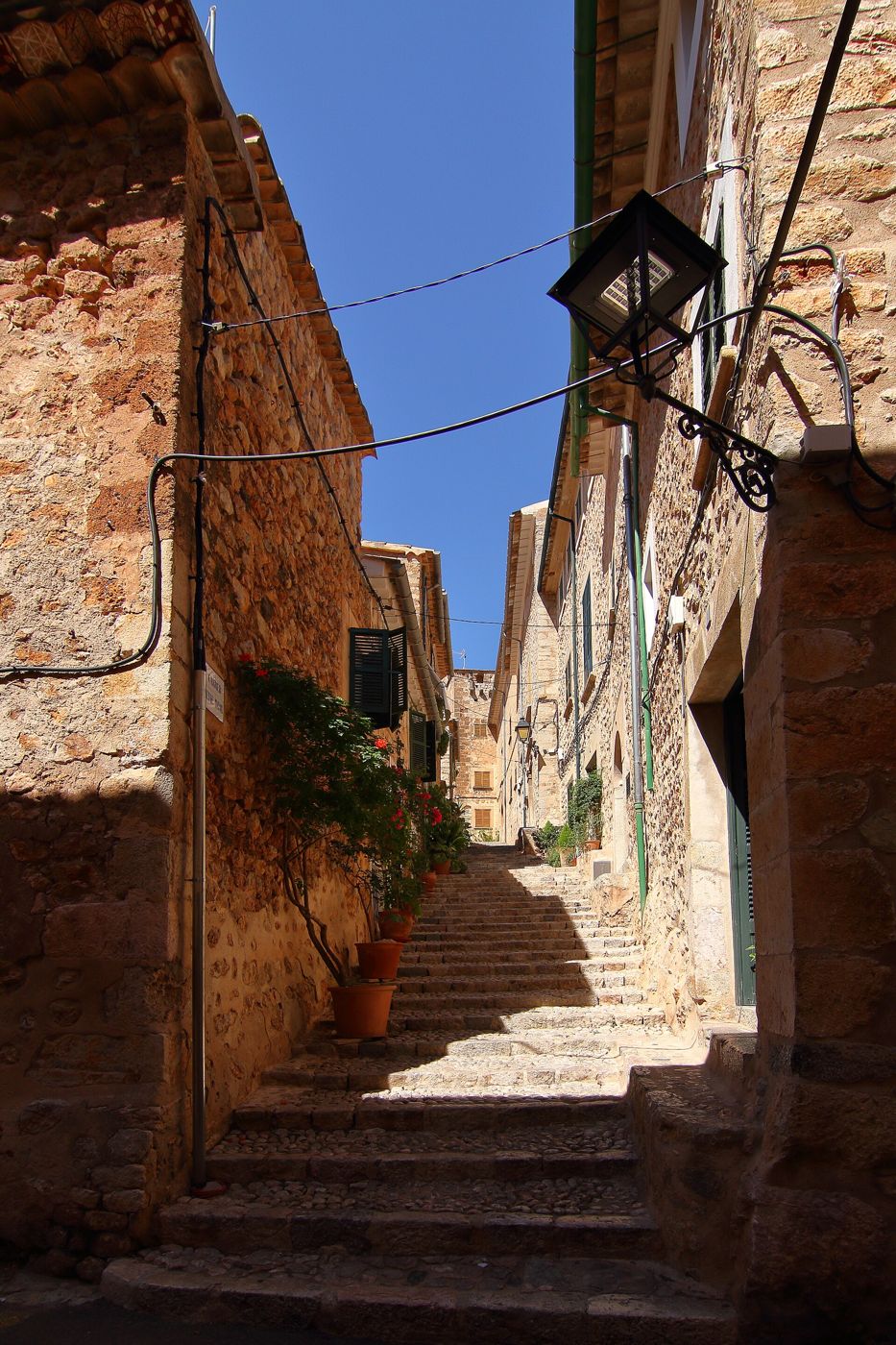 Carrer de Fornalutx — Fornalutx, Carrer Metge Mayol, 02