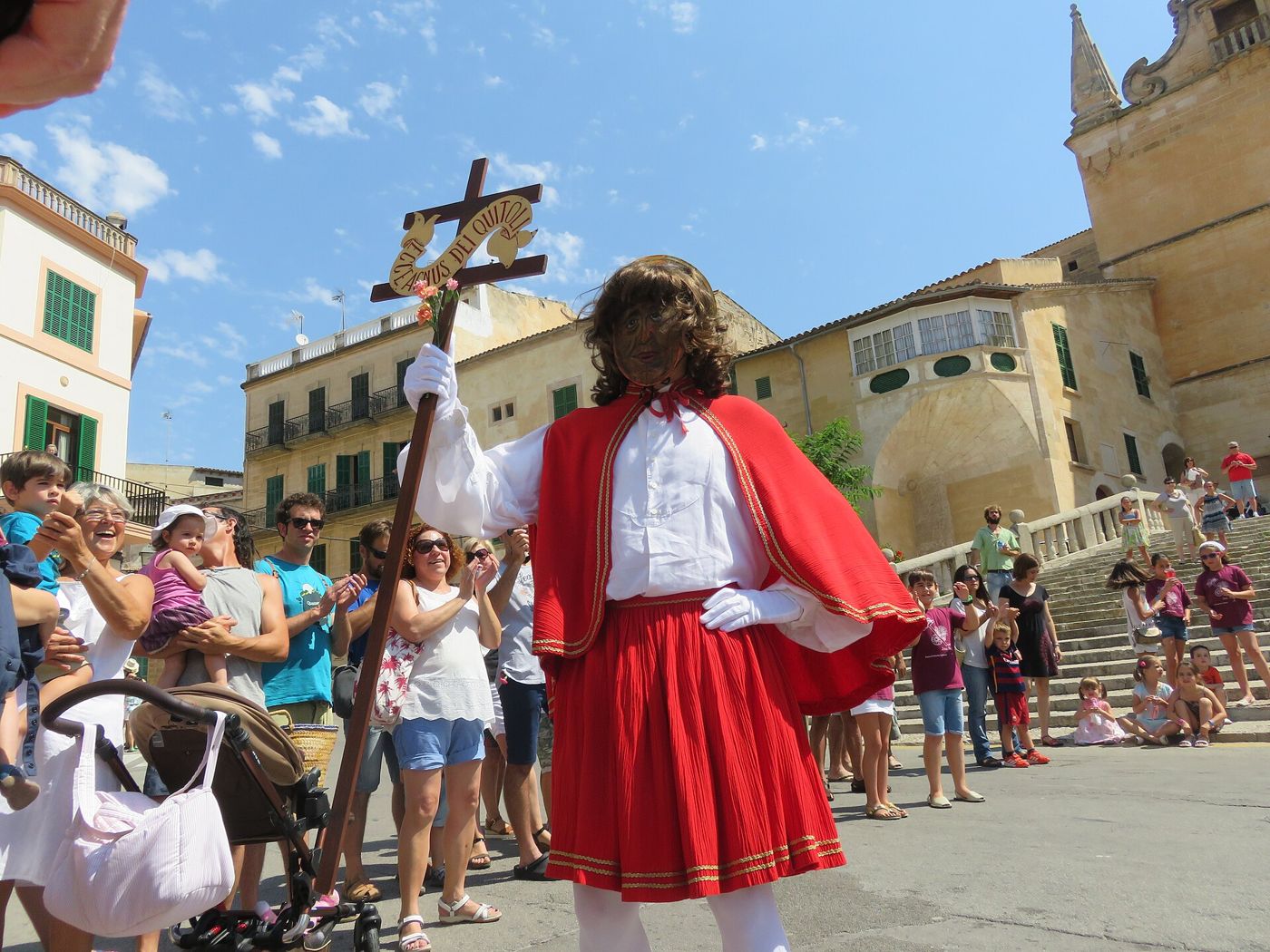 Sant Joan Peloso, Felanitx — Sant Joan Peloso bailando