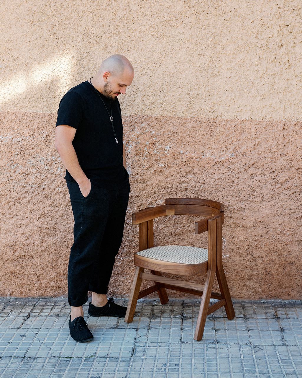 Adriane Escarfullery con sus sillas, Palma