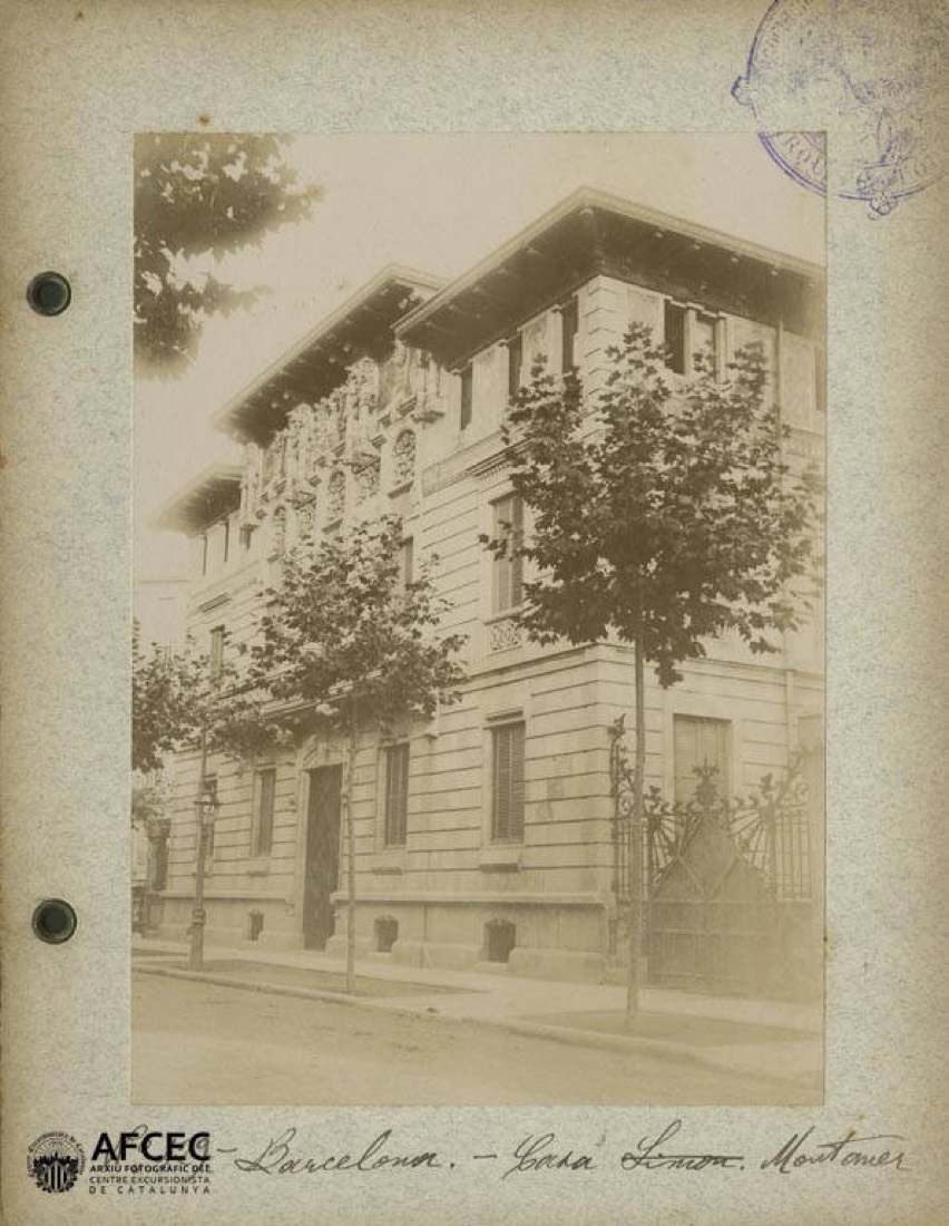 El Palau Ramon Montaner al carrer de Mallorca de Barcelona