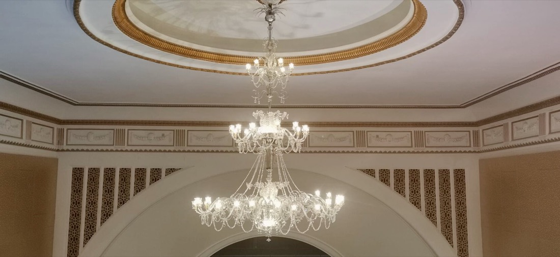 Chandelier of the Teatro Principal de Inca