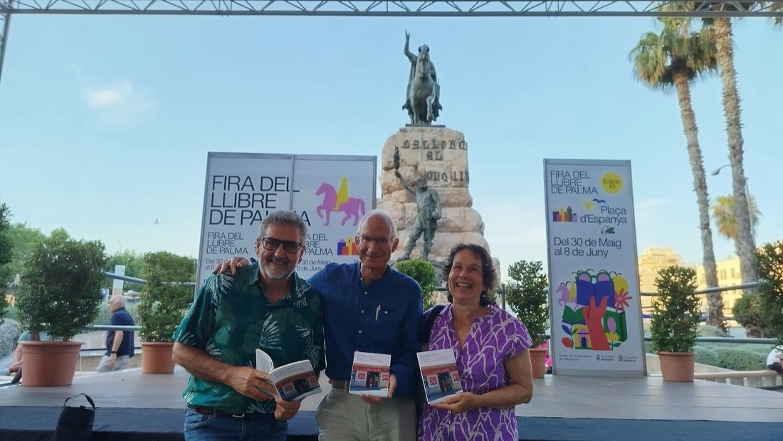 Presentation of the book of the 30 years of S'Altra Senalla .